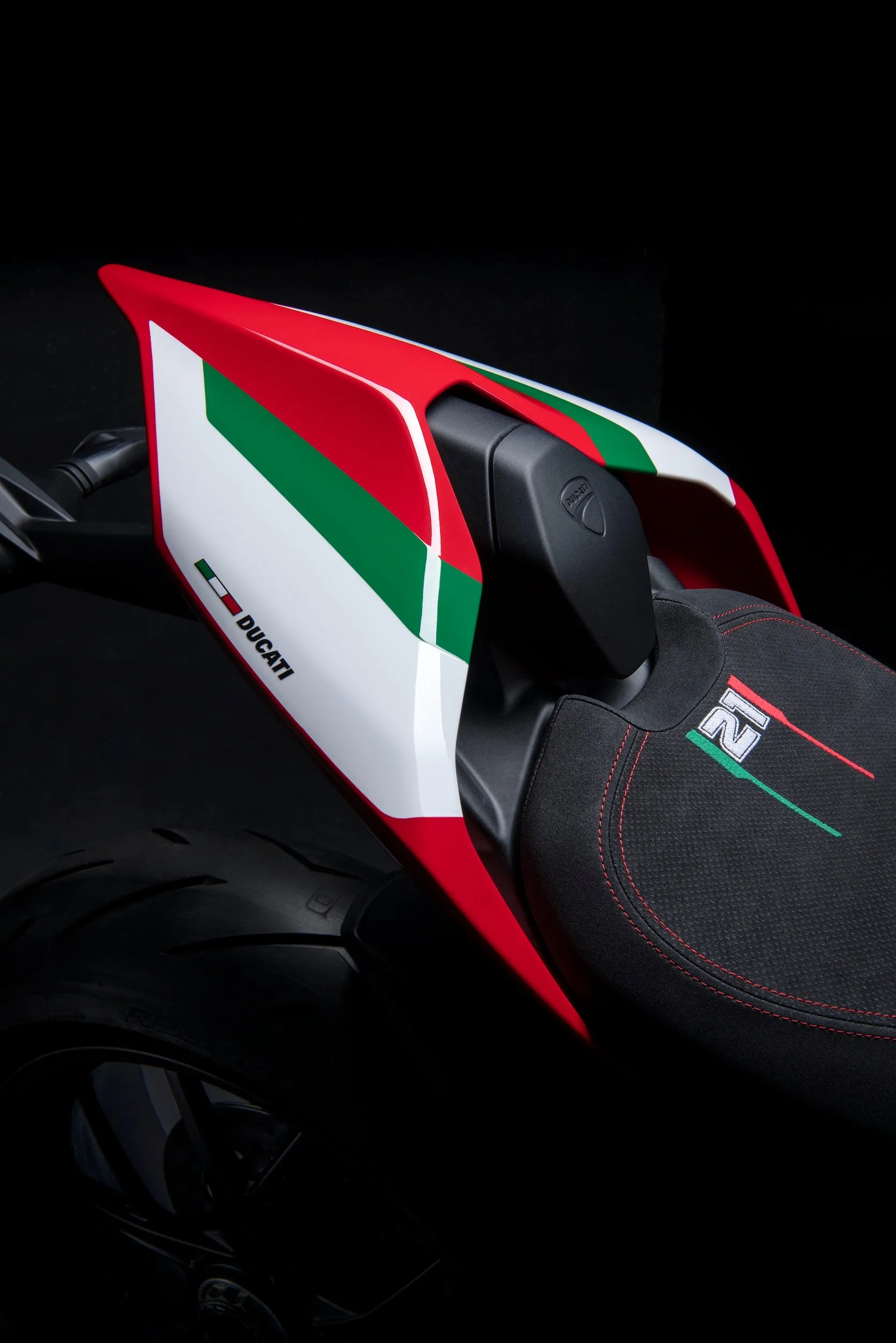 2025 Ducati Panigale V2 Bayliss