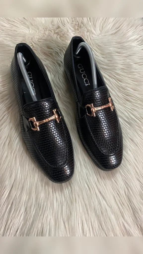 GUCCI Buckle Woven Moccasins