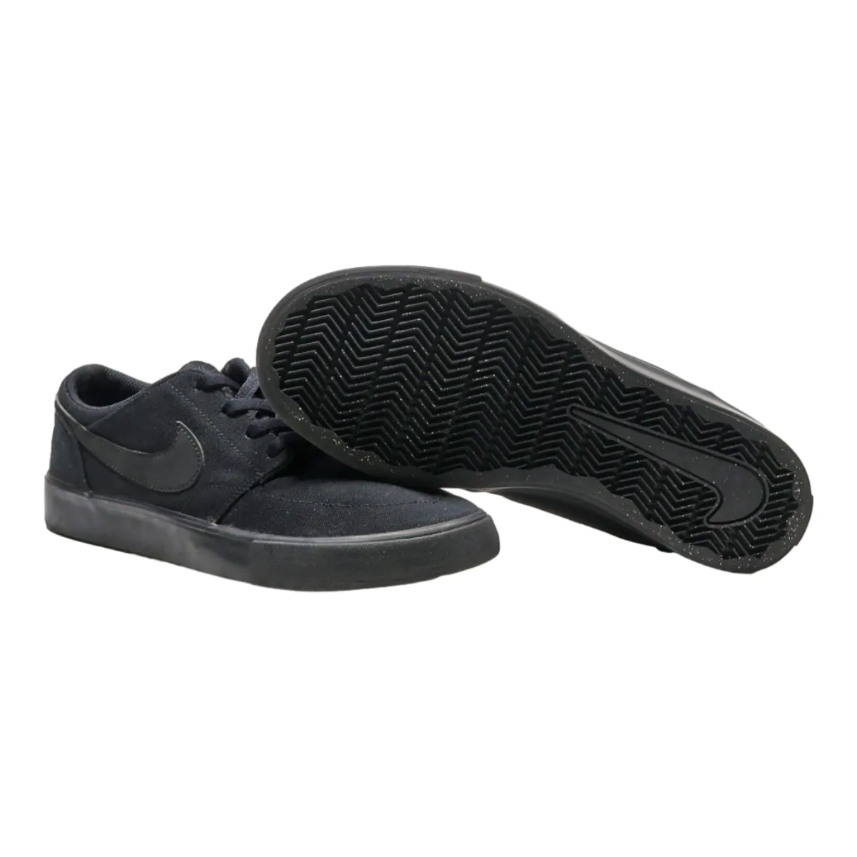 NIKE Low Top Trainers Black Canvas Boys UK 5.5