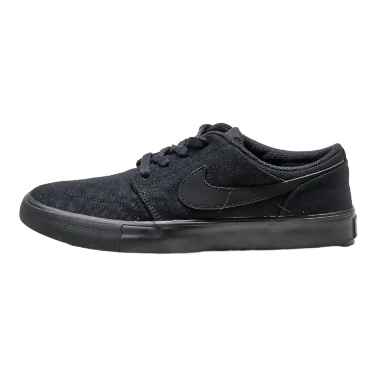 NIKE Low Top Trainers Black Canvas Boys UK 5.5